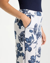 Chico's Piped Linen Fly Front Pants