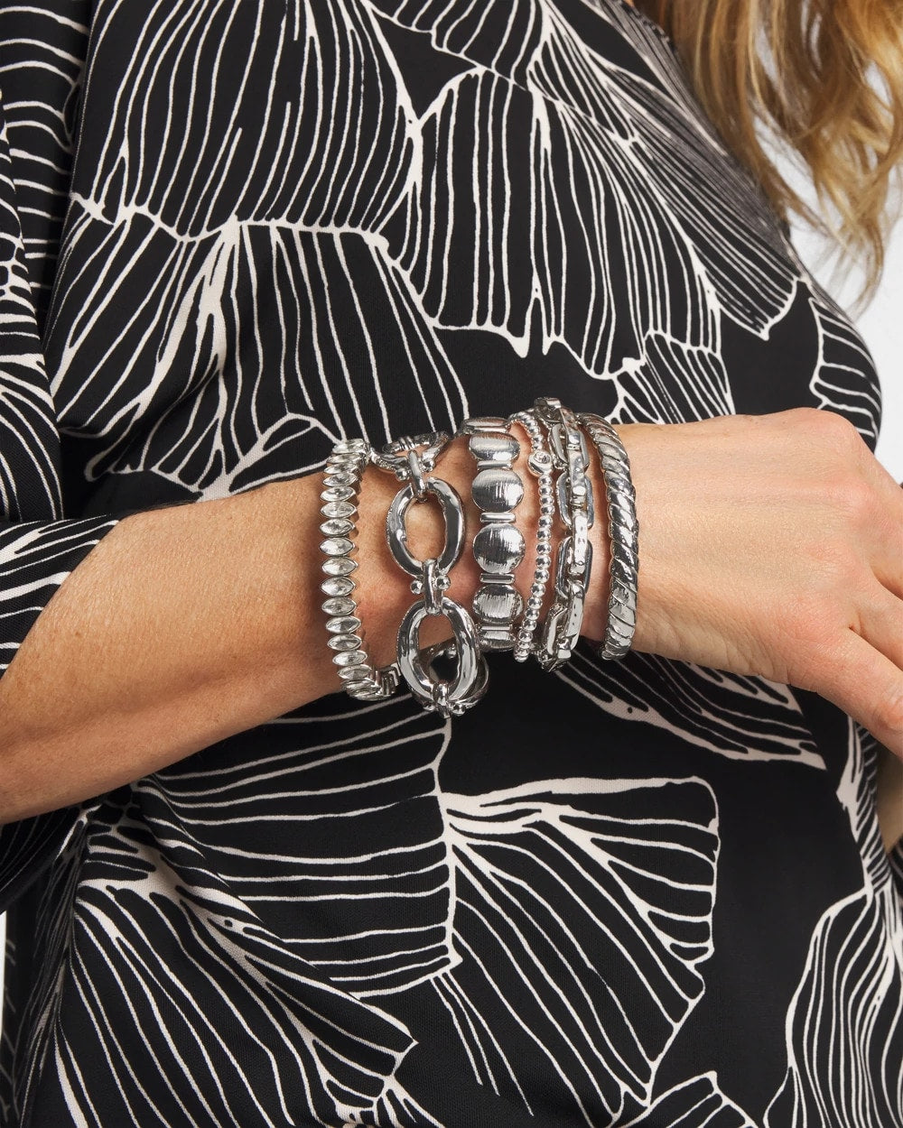 Chico's Open Link Toggle Bracelet